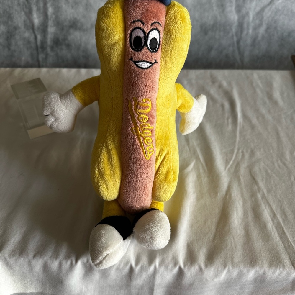 TWIN ENTERPRISES INC LOS ANGELES LA DODGERS BASEBALL HOTDOG SZ12”